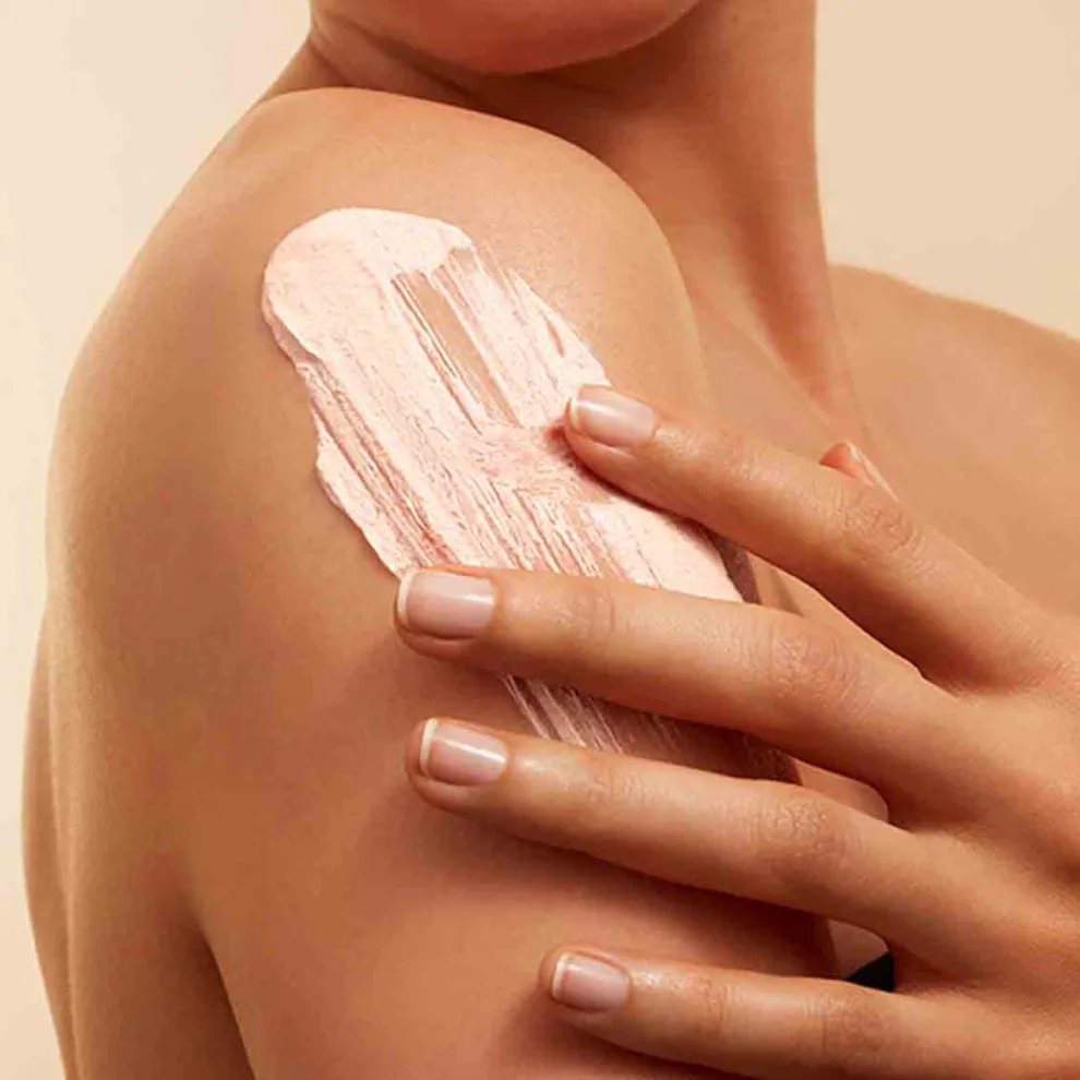 Clarins - BODYCARE Exfoliating Body Scrub for Smooth Skin 200 ml