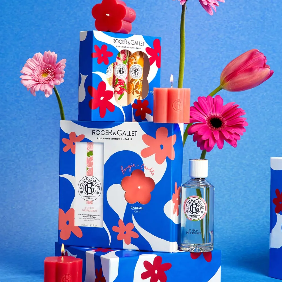 Roger & Gallet - Cadeauset Fleur De Figuier - Scented Wellbeing Water 100ml + Scented Candle